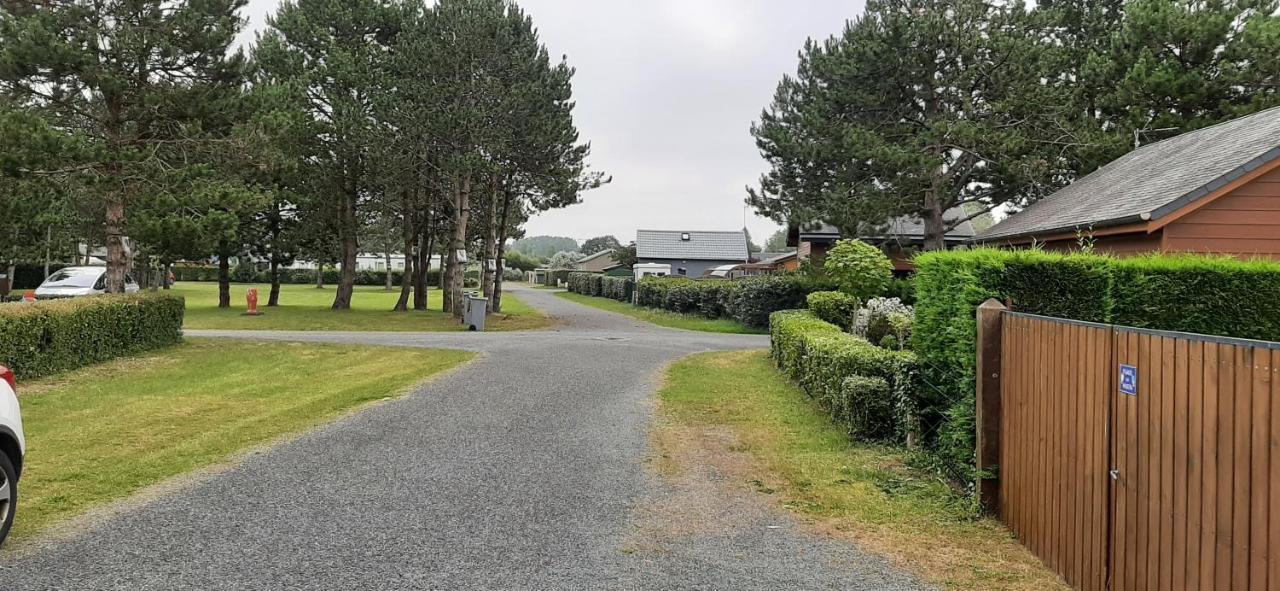 Chalet Bord De Mer Lingreville Exteriör bild